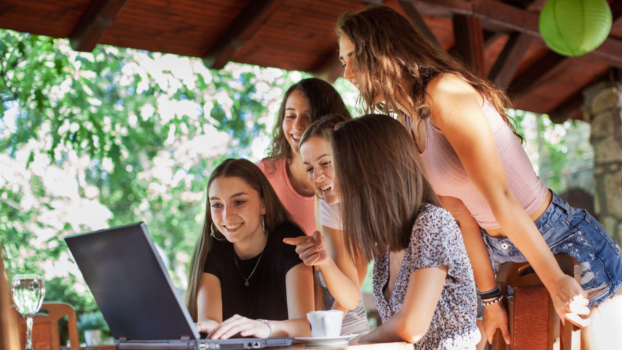 Guide To Booking Large Group Vacation Rentals