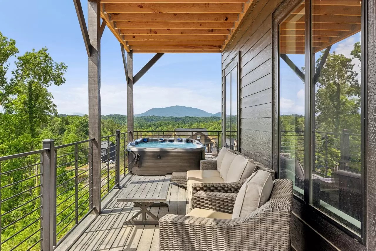 Romantic Cabins Near Gatlinburg for A Quick Escape